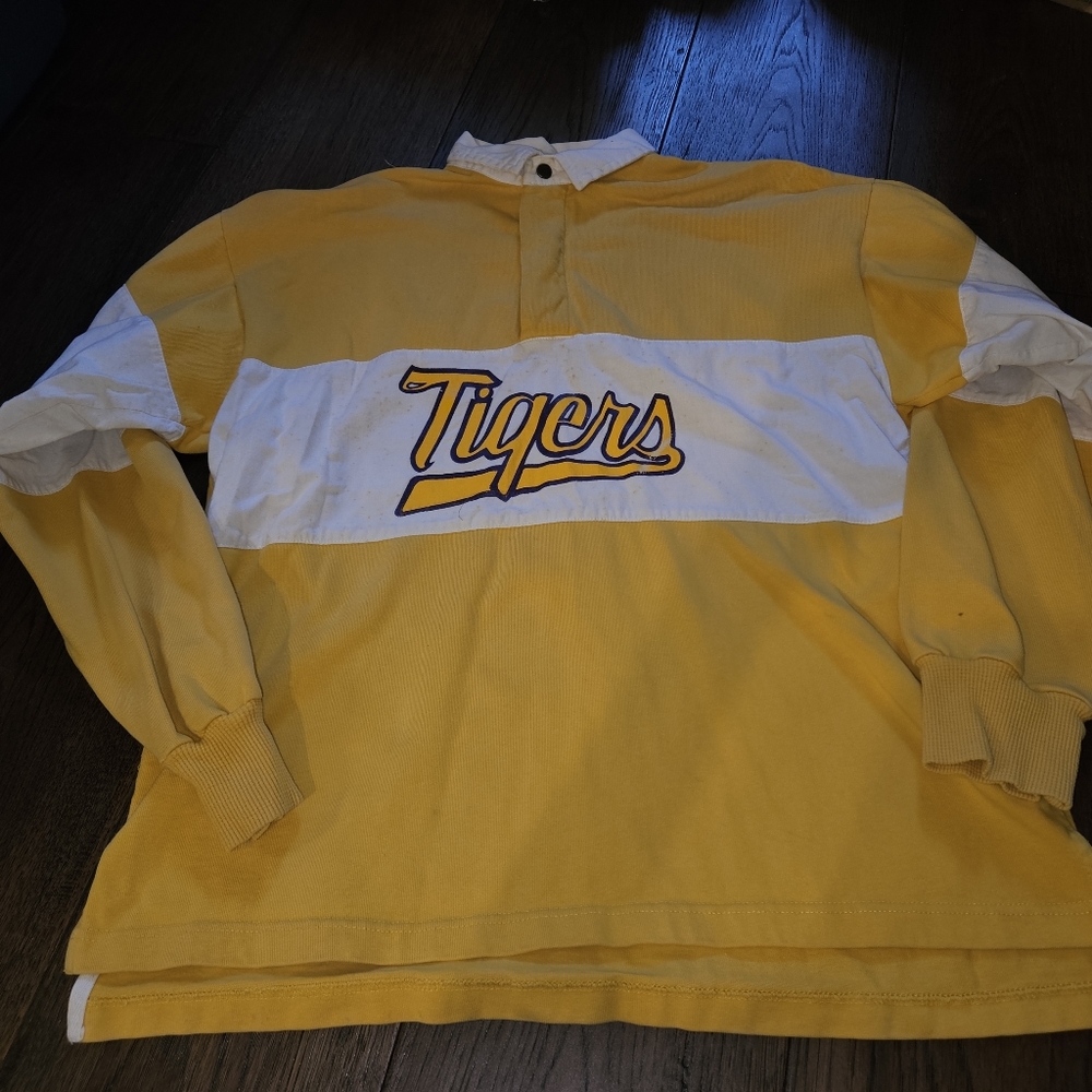 VINTAGE LSU TIGERS TRADEMARK SPELL OUT LOGO RUGBY 90’s FASHION STAINS
